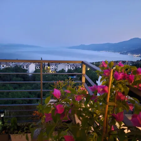 The View 180 - Cozy Panorama 아파트 카스타브