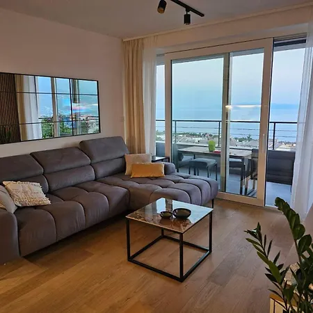The View 180 - Cozy Panorama 아파트 카스타브