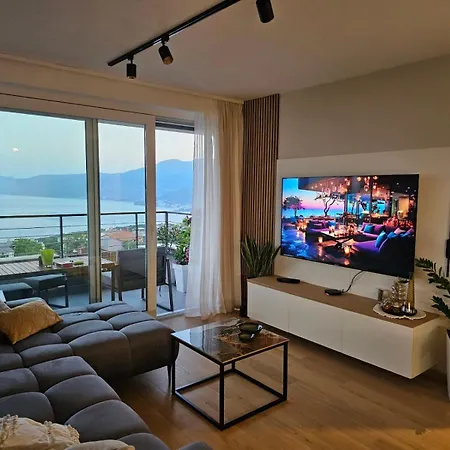 Apartman The View 180 - Cozy Panorama *